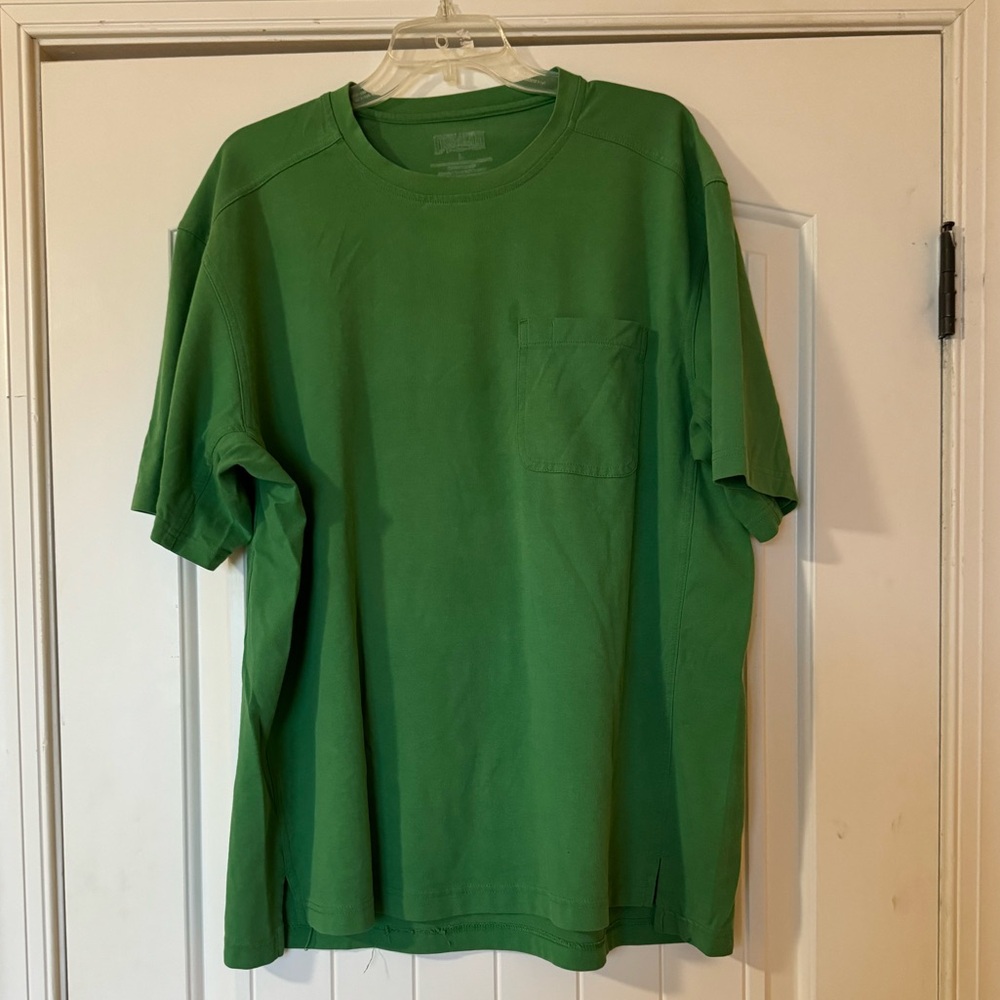 Men’s Duluth long tail T